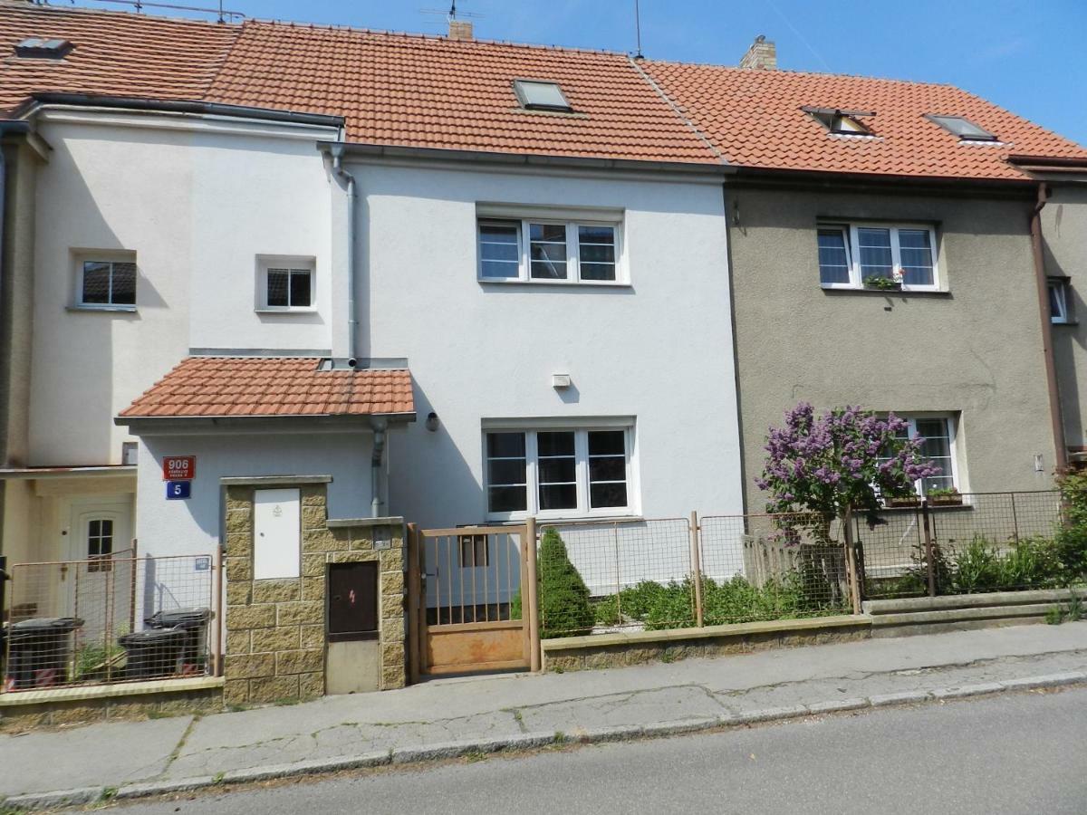Appartement Duplex With Garden à Prague Extérieur photo
